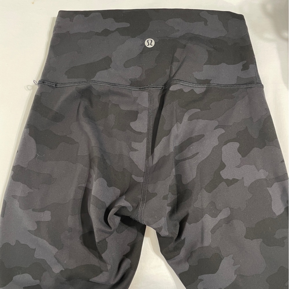 Lululemon biker short camo